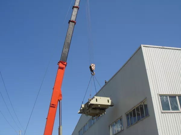 油壓機設備該怎樣進行安全地吊裝 油壓機設備該怎樣進行安全地吊裝