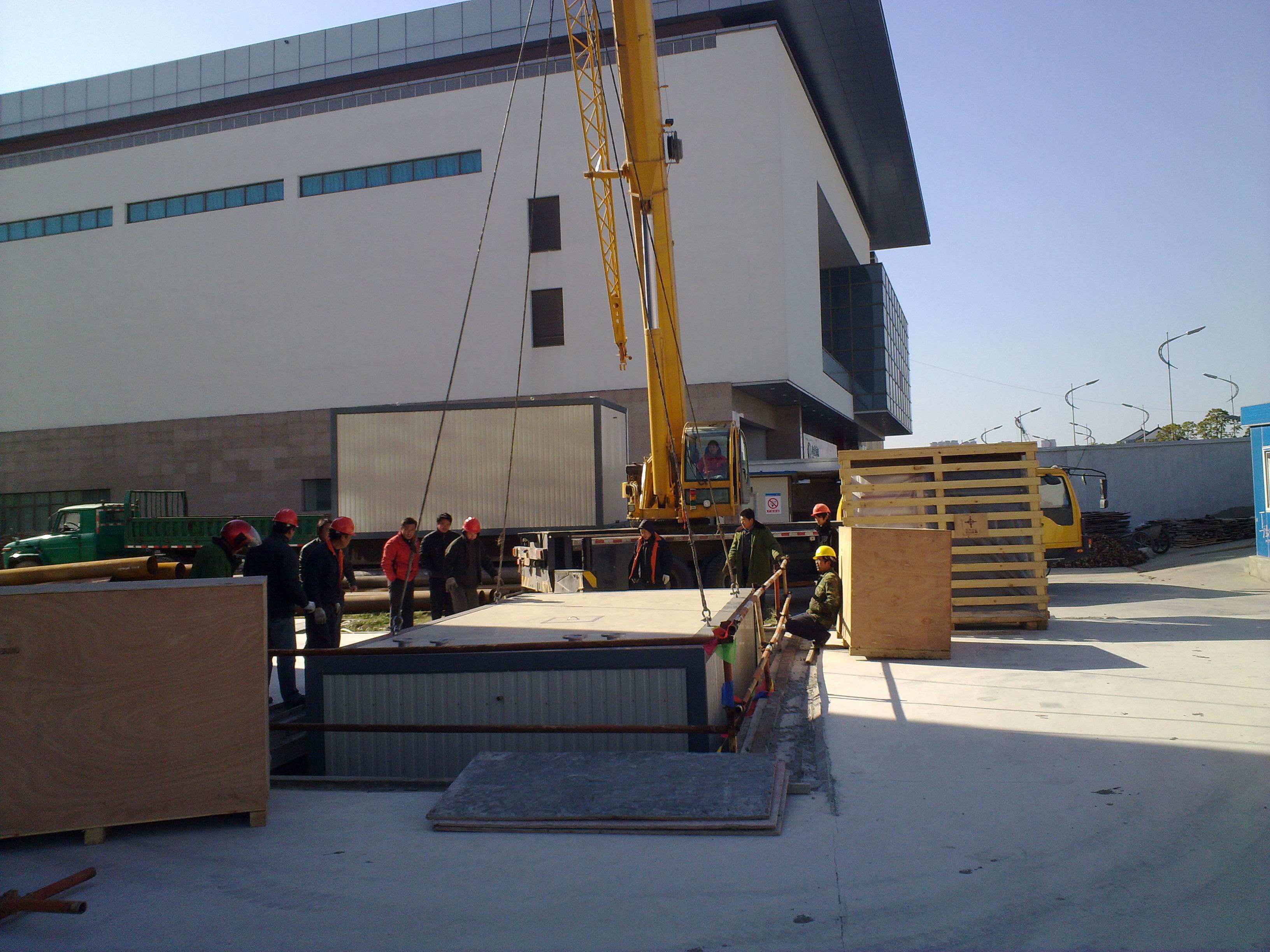 為什么要選擇專業的設備吊裝搬運公司 為什么要選擇專業的設備吊裝搬運公司